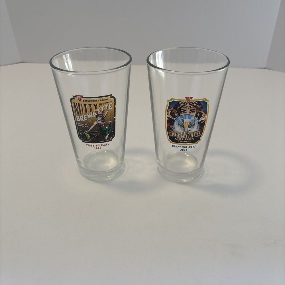 BJ's Brewhouse Happy Holidays 2021 Pint Glasses Nutty Brewnette/Enchantress!